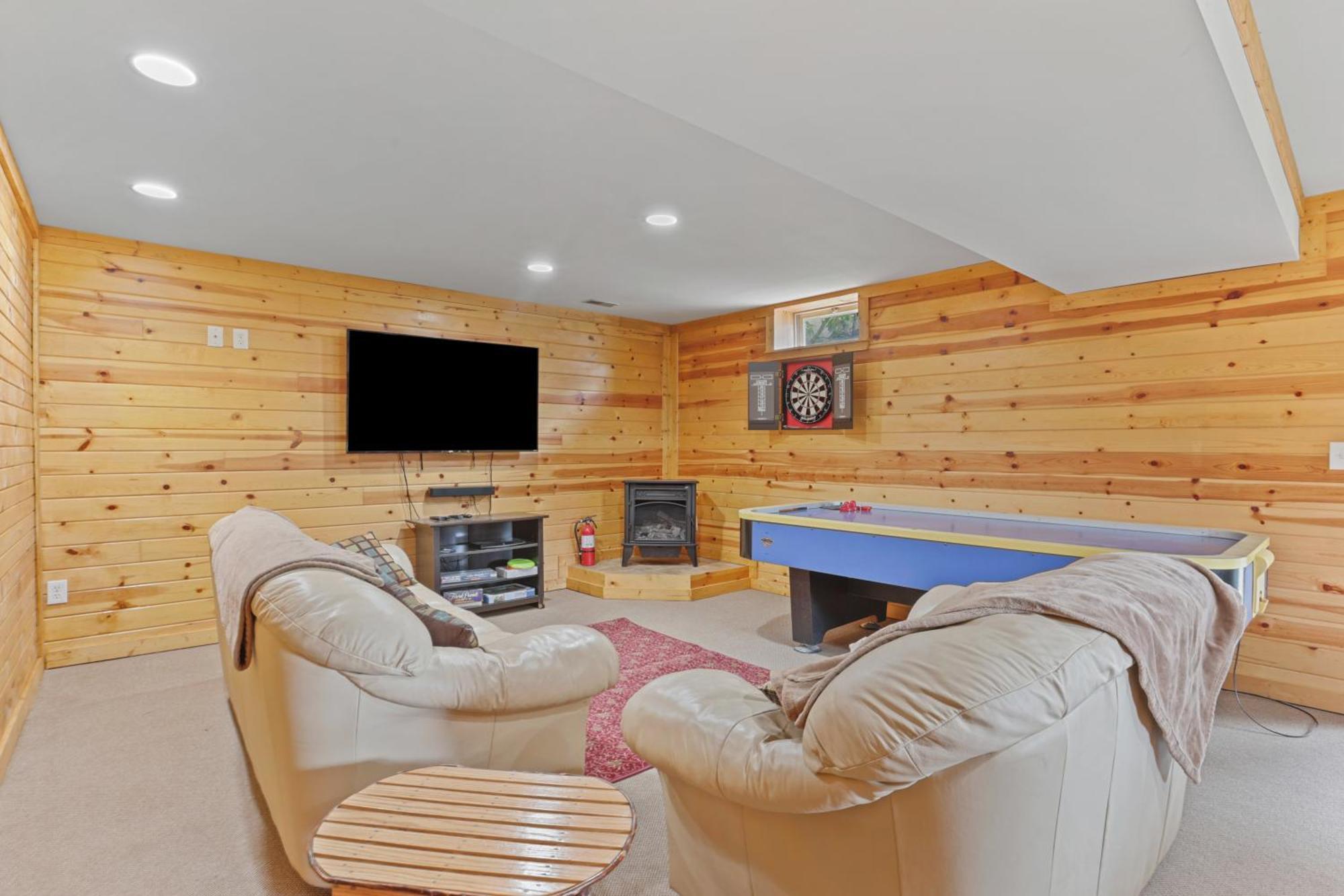 Family Escape In Hocking Hills 3br, Hot Tub, Xbox * Logan