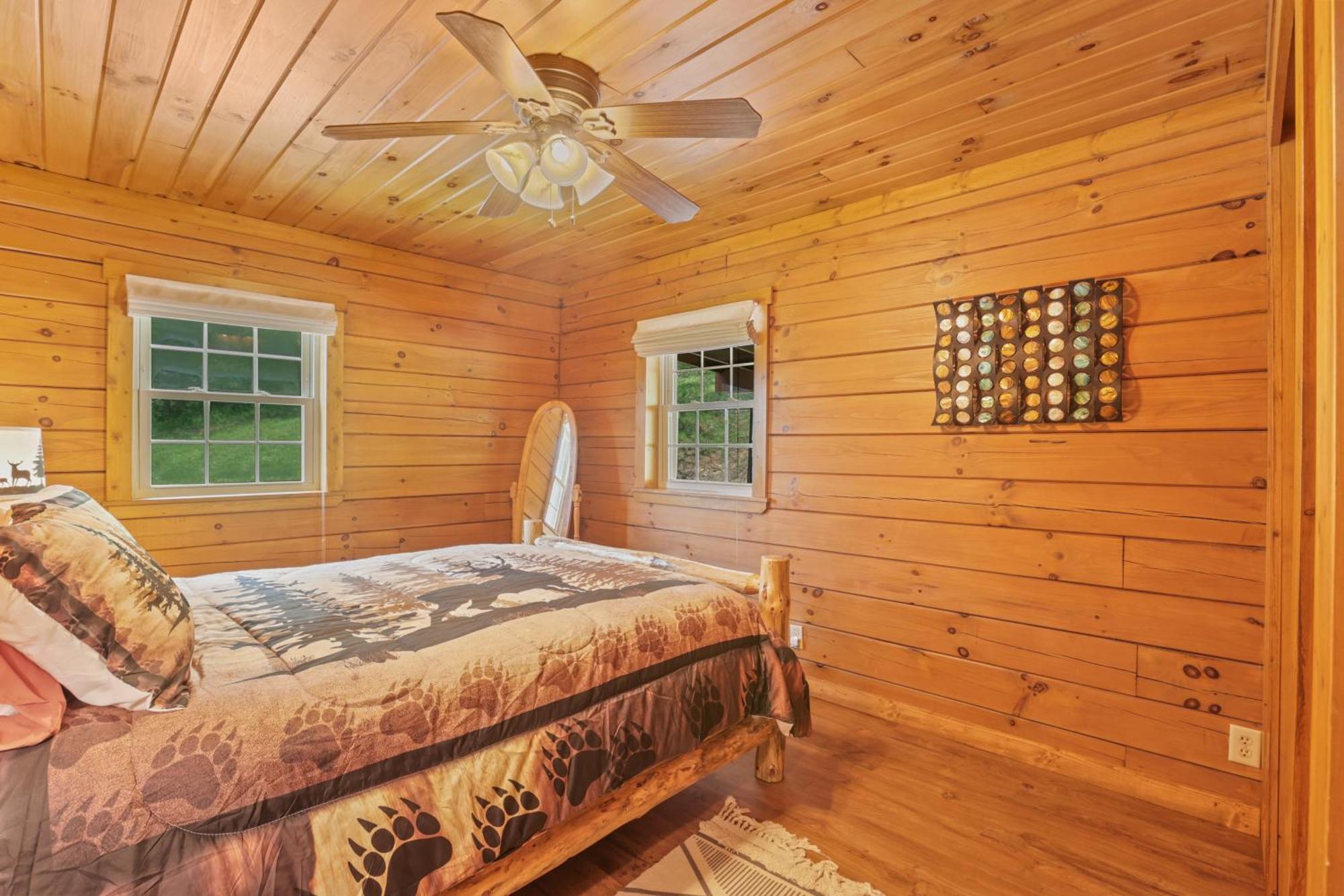 Family Escape In Hocking Hills 3br, Hot Tub, Xbox Holiday home Logan